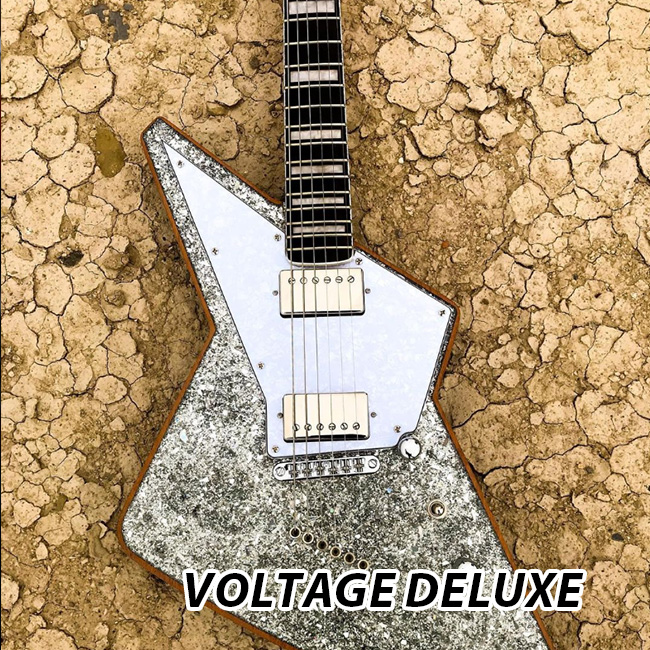 Cream Guitars Voltage Deluxe